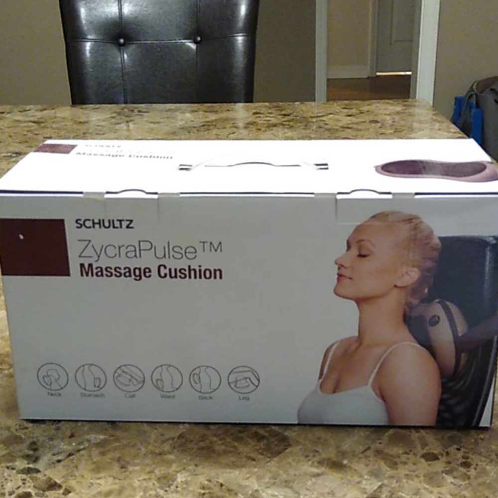 SCHULTZ ZycraPulse massage cushion